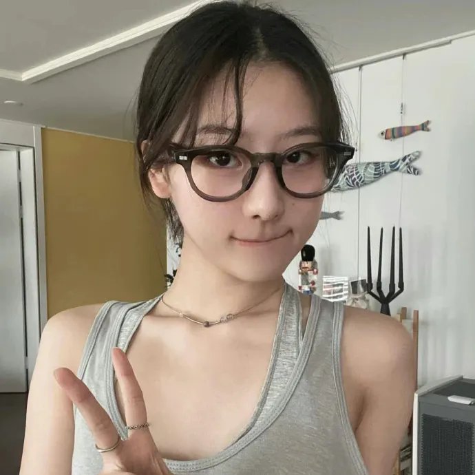 女孩，女孩Ⅱ：公寓与爱情